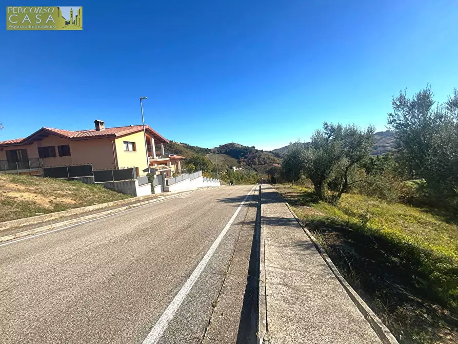 Immagine 6 di Terreno residenziale in vendita  in Via Aldo Moro a Basciano