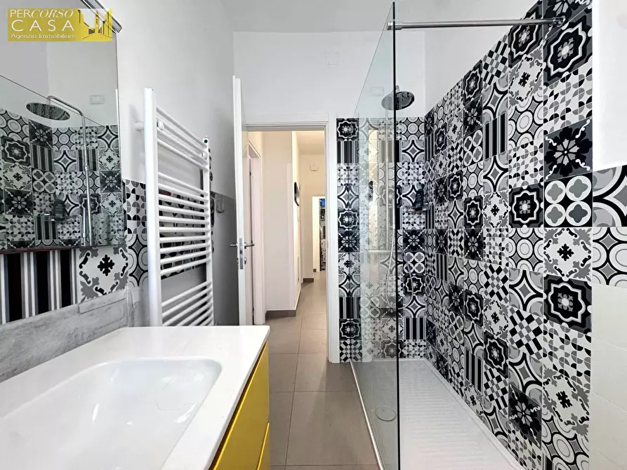 Immagine 11 di Appartamento in vendita  in Via Caprera a Alba Adriatica