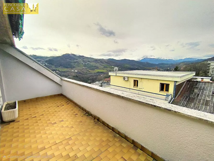 Immagine 17 di Attico in vendita  in Panoramico vicino al centro a Teramo