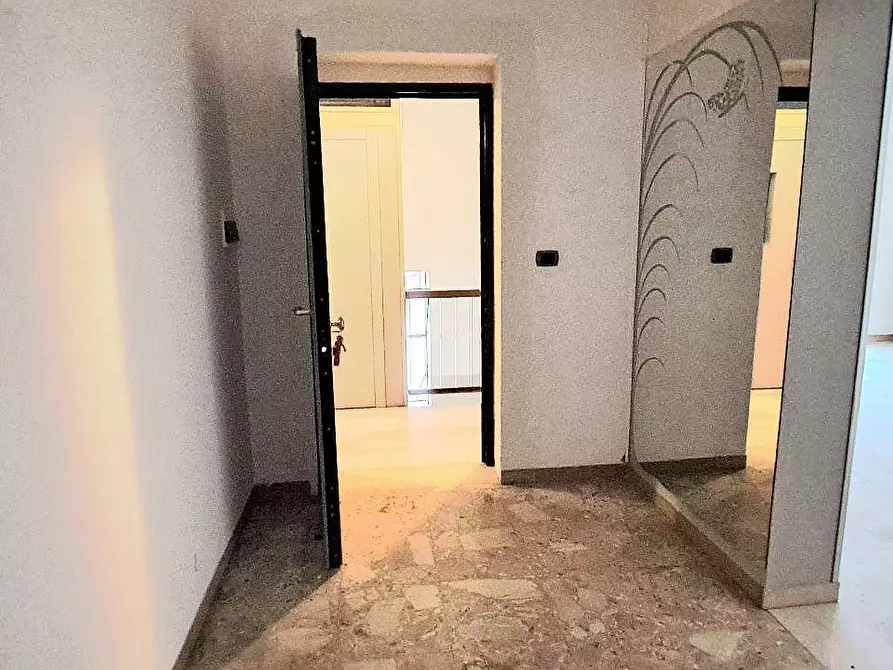 Immagine 12 di Appartamento in vendita  in Via Teramo a Montorio Al Vomano