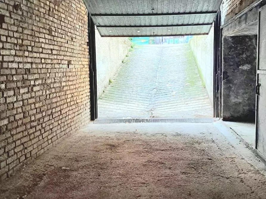 Immagine 16 di Appartamento in vendita  in Via Teramo a Montorio Al Vomano