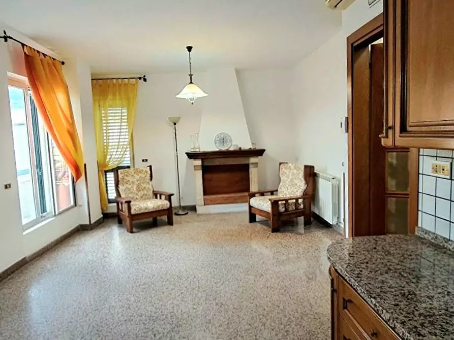 Immagine 6 di Appartamento in vendita  in Via Piane a Montorio Al Vomano