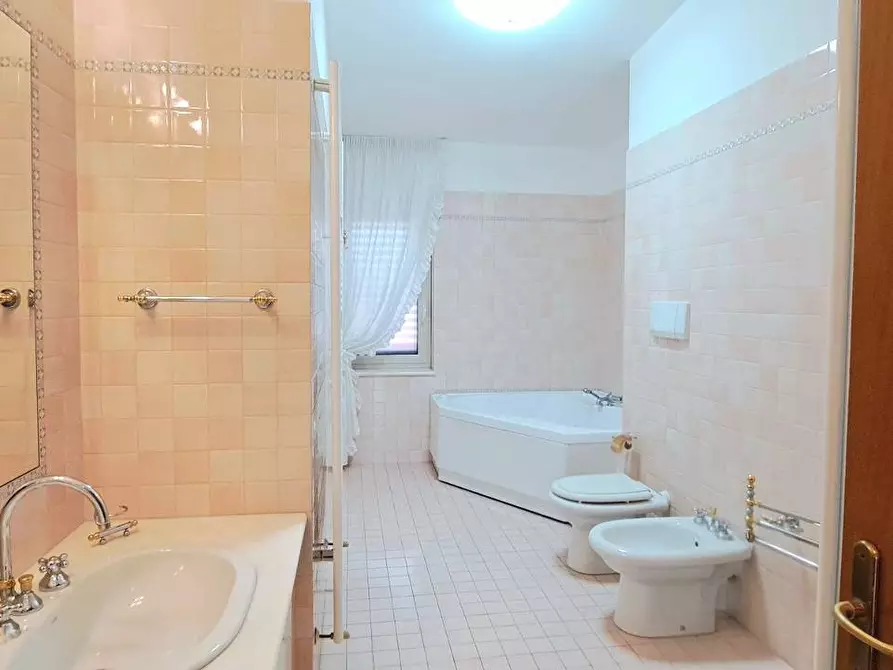 Immagine 14 di Appartamento in vendita  in Via Piane a Montorio Al Vomano