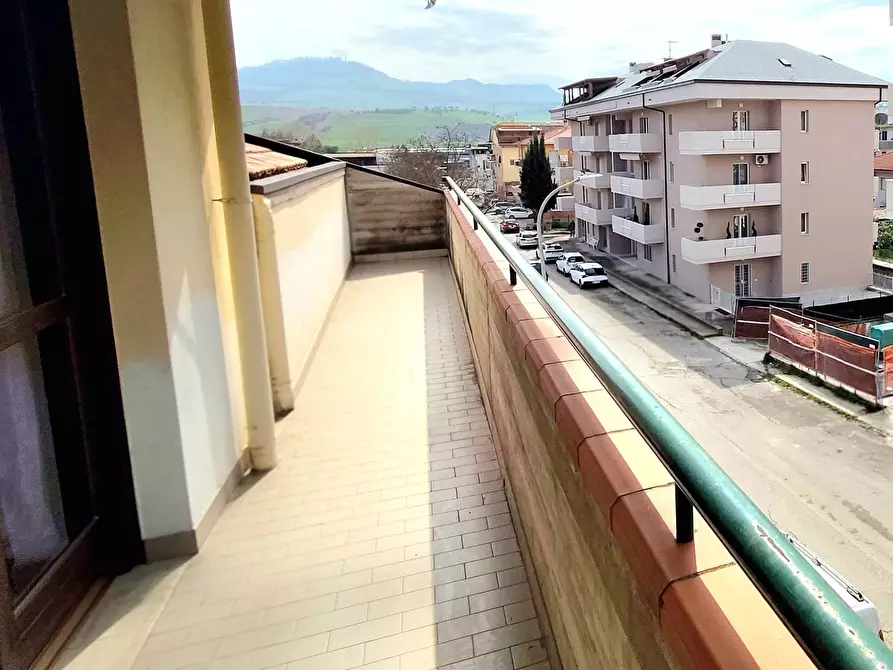 Immagine 15 di Appartamento in vendita  in Via Mario Narcisi 6 a Teramo