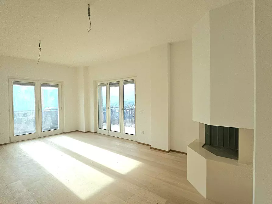 Immagine 3 di Appartamento in vendita  in Bivio Fonte Baiano a Teramo