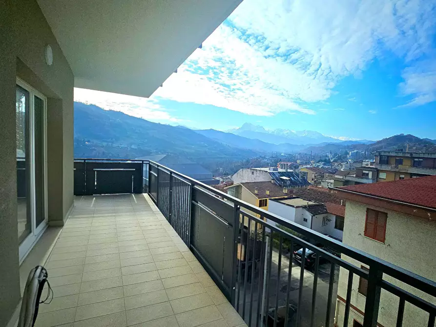 Immagine 5 di Appartamento in vendita  in Bivio Fonte Baiano a Teramo