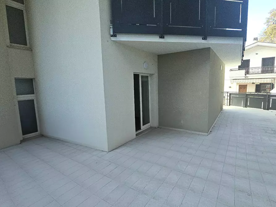 Immagine 15 di Appartamento in vendita  in Bivio Fonte Baiano a Teramo