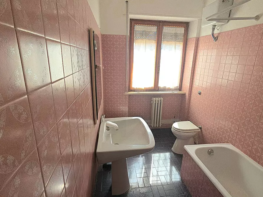 Immagine 9 di Appartamento in vendita  in Viale G. Bovio a Teramo