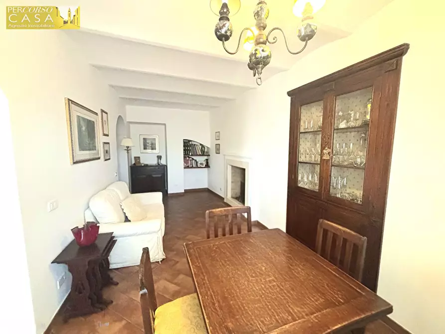 Immagine 3 di Appartamento in vendita  in Piazza Umberto I a Sant'omero