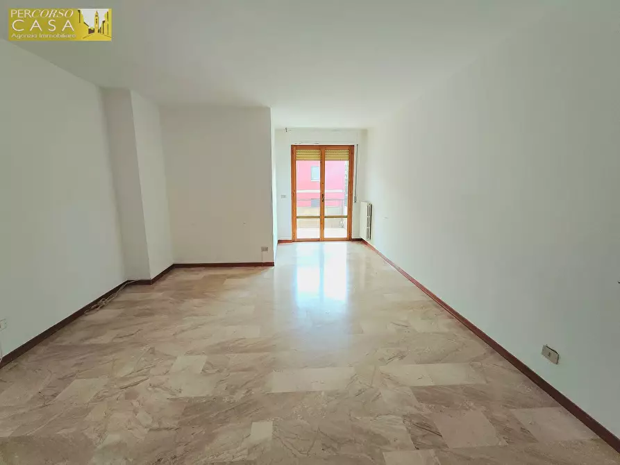 Immagine 2 di Appartamento in vendita  in Via Andrea Bafile a Teramo