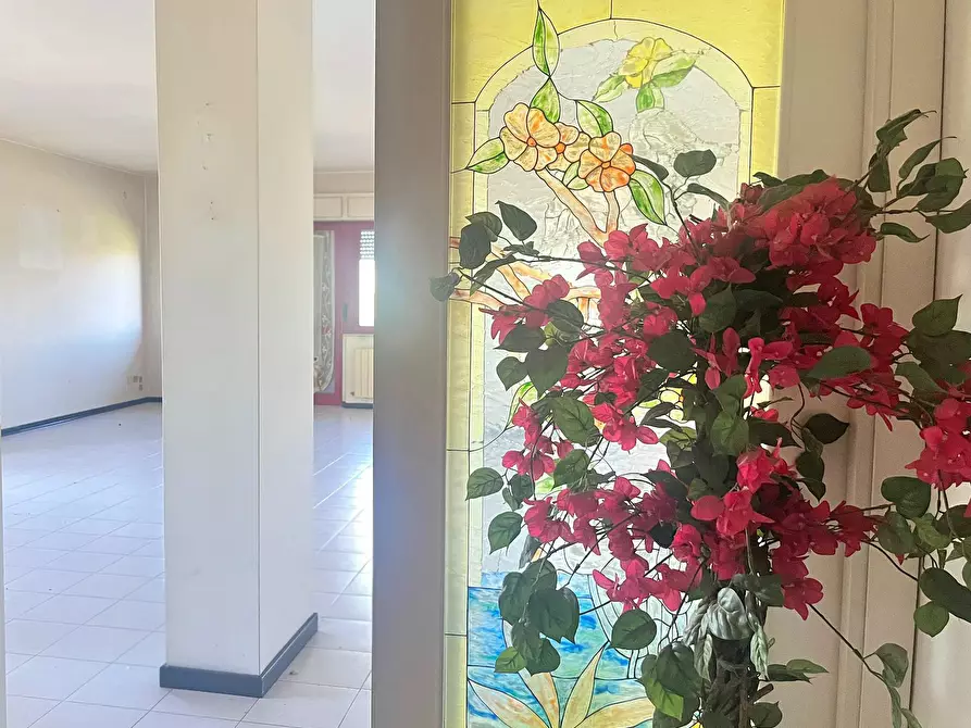 Immagine 6 di Appartamento in vendita  in VIA G. ROSSA a Sant'omero
