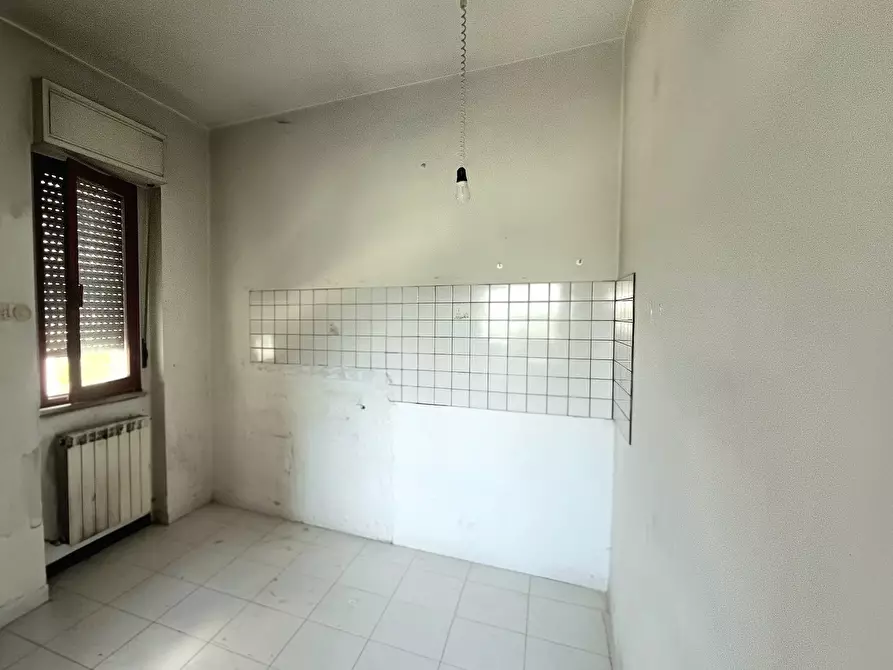 Immagine 7 di Appartamento in vendita  in VIA G. ROSSA a Sant'omero