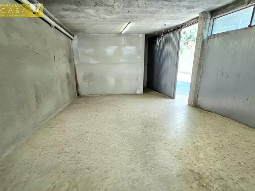 Immagine 18 di Appartamento in vendita  in Via Cona 145 a Teramo