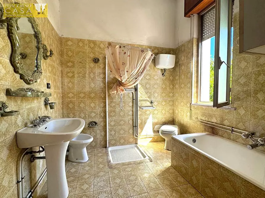 Immagine 8 di Casa indipendente in vendita  in PAESE - VIA AMENDOLA a Giulianova