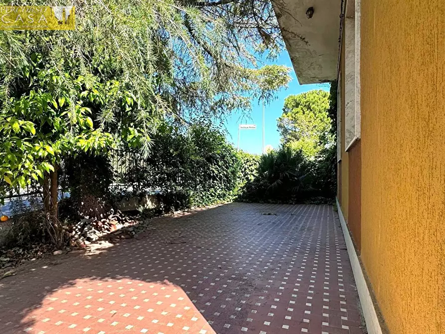Immagine 10 di Casa indipendente in vendita  in PAESE - VIA AMENDOLA a Giulianova
