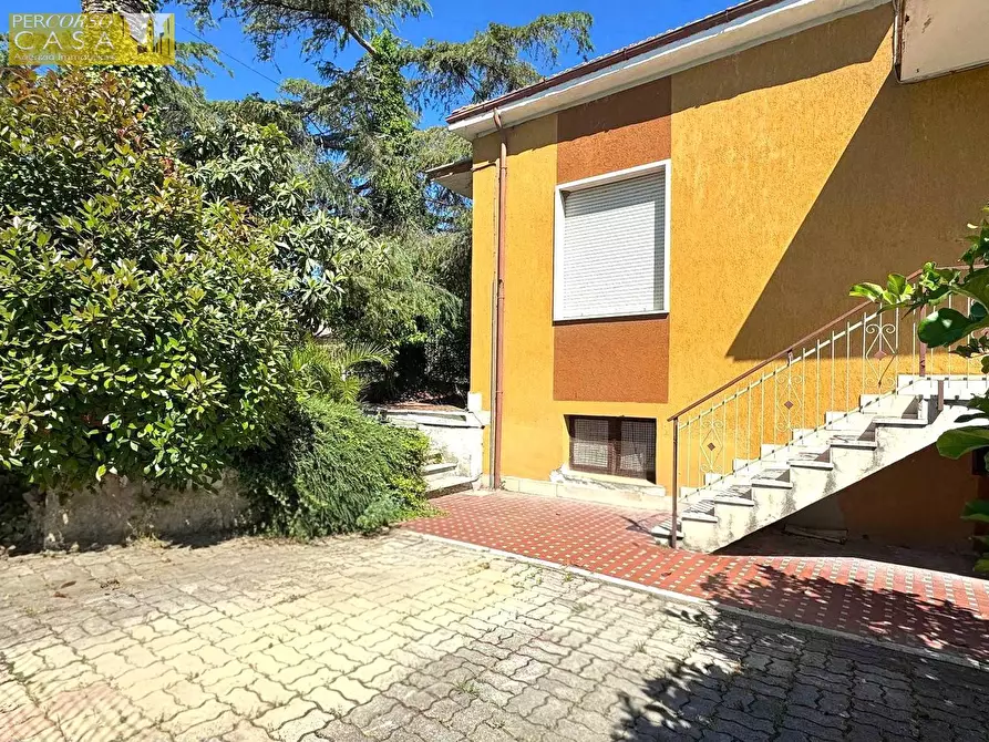 Immagine 13 di Casa indipendente in vendita  in PAESE - VIA AMENDOLA a Giulianova