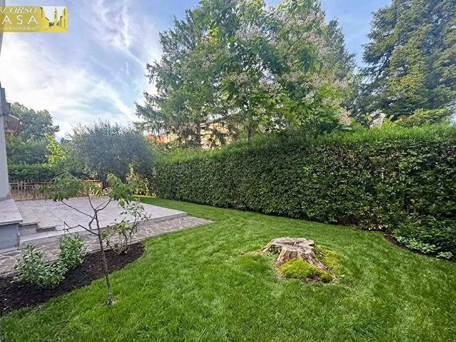 Immagine 3 di Villa in vendita  in Via Amerigo Vespucci a Sant'egidio Alla Vibrata