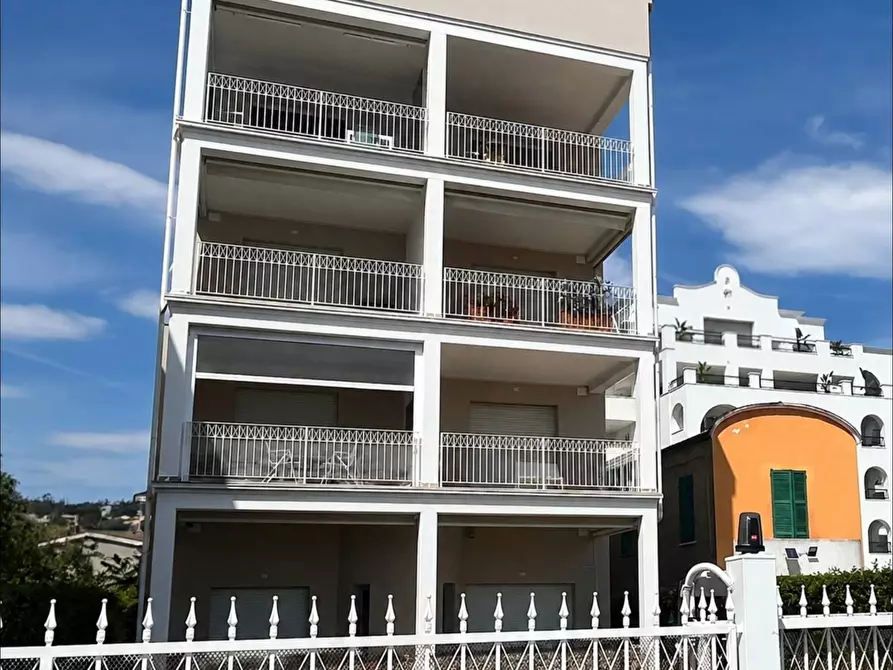 Immagine 16 di Appartamento in vendita  in Lungomare Sirena - Fronte Mare a Tortoreto