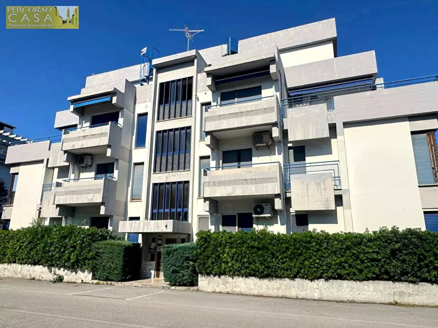 Immagine 2 di Appartamento in vendita  in Via Taormina a Martinsicuro