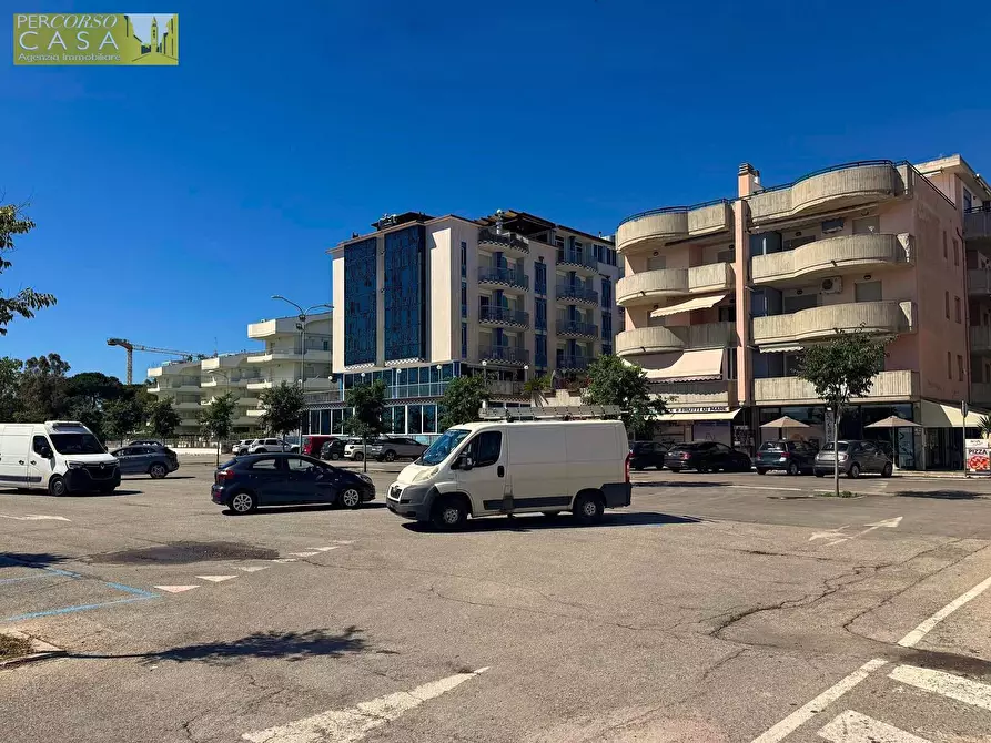 Immagine 6 di Box auto in vendita  in Lungomare Sirena a Tortoreto