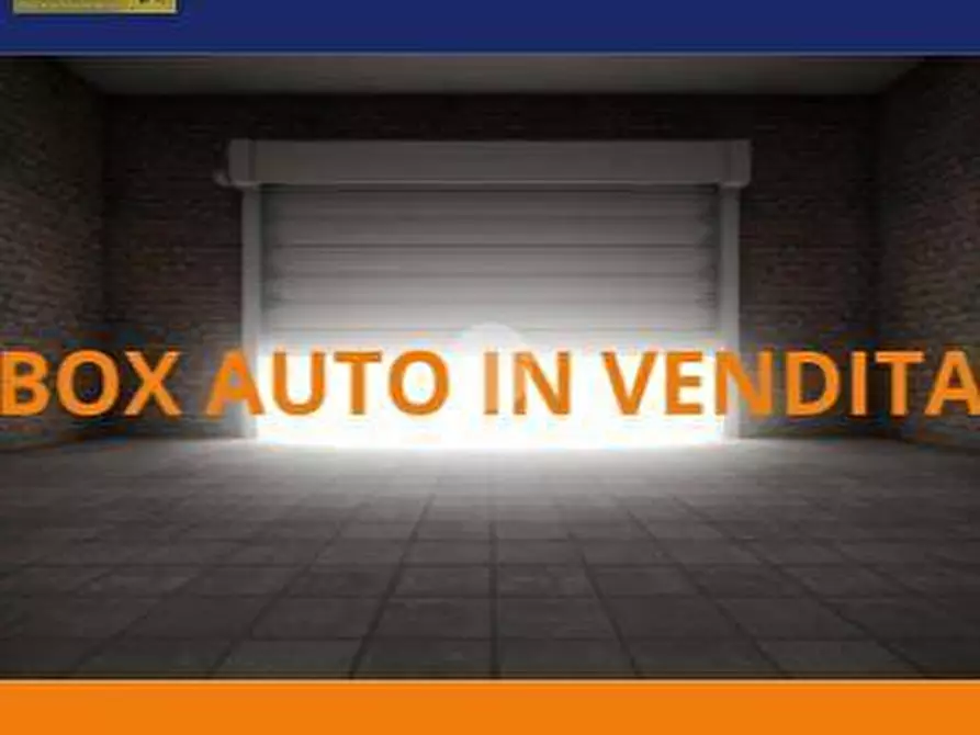 Immagine 12 di Box auto in vendita  in Lungomare Sirena a Tortoreto