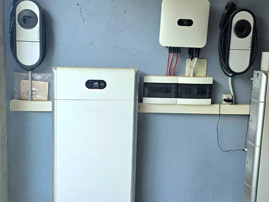 Immagine 14 di Appartamento in vendita  in C.da Colli Di Cerrreto S.S. 150 a Teramo