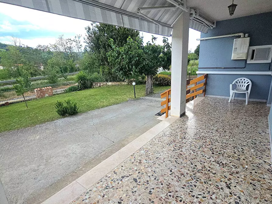 Immagine 8 di Appartamento in vendita  in C.da Colli Di Cerrreto S.S. 150 a Teramo