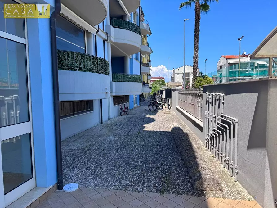 Immagine 15 di Appartamento in vendita  in Lido - Via Guttuso a Tortoreto