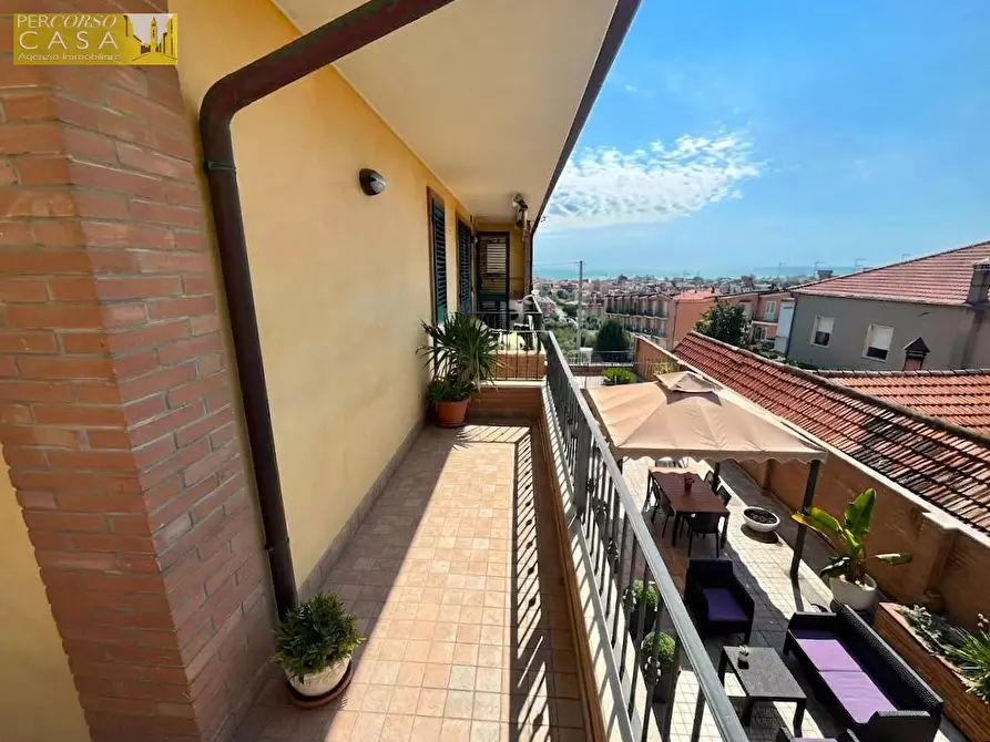 Immagine 11 di Appartamento in vendita  in Via Vascello - Prima collina 2 km dal mare a Tortoreto