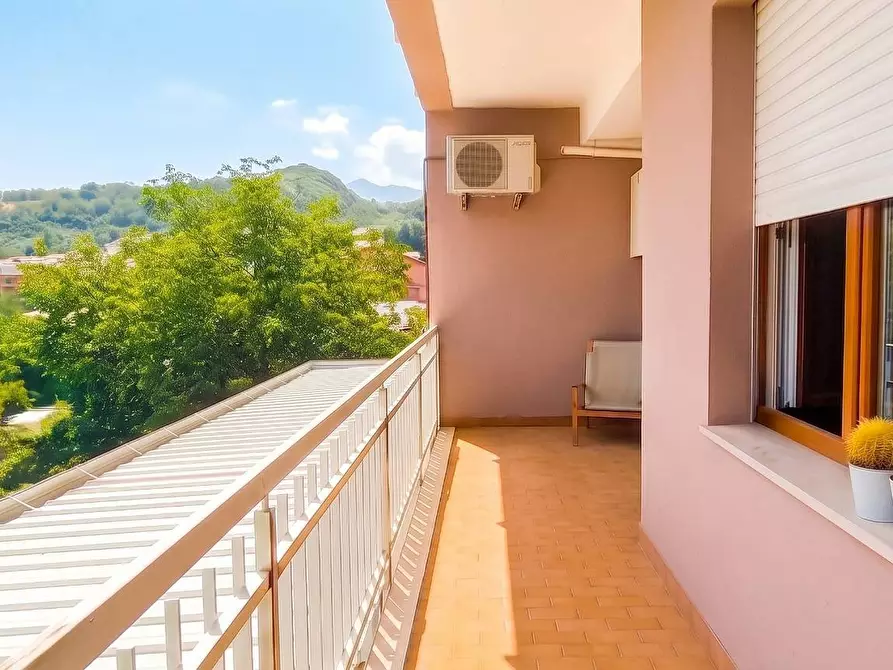 Immagine 8 di Appartamento in vendita  in Via Piane a Montorio Al Vomano