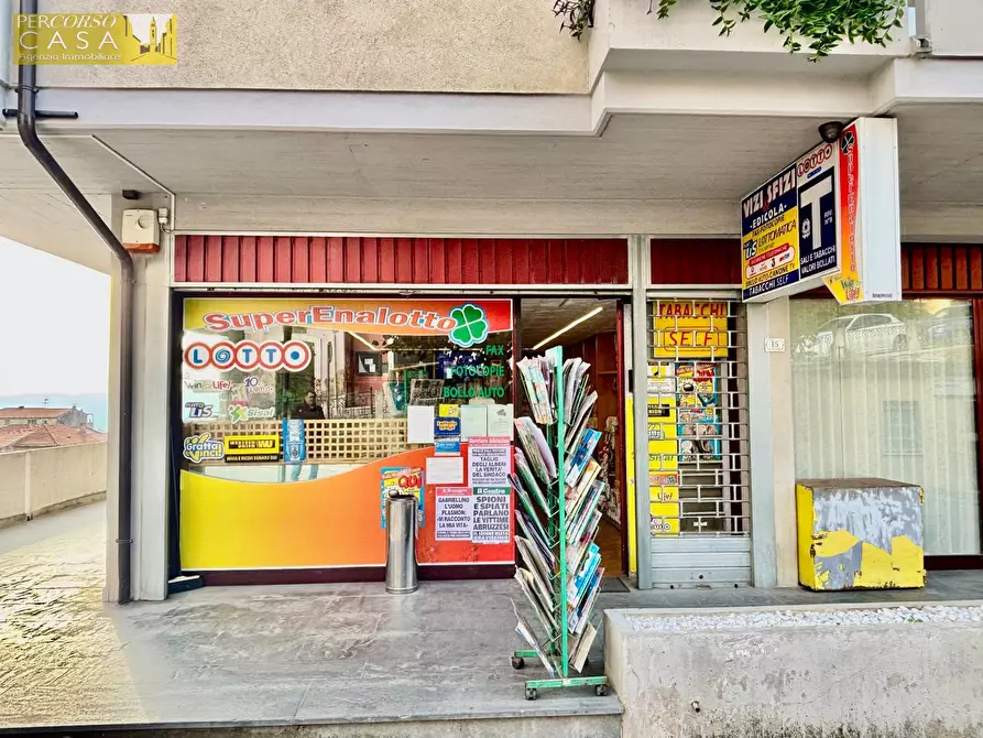 Immagine 6 di Attività commerciale in vendita  in Via Veneto 15 a Sant'omero