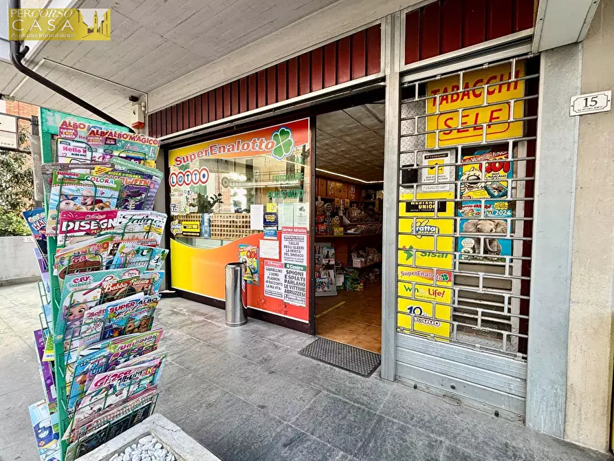 Immagine 2 di Attività commerciale in vendita  in Via Veneto 15 a Sant'omero