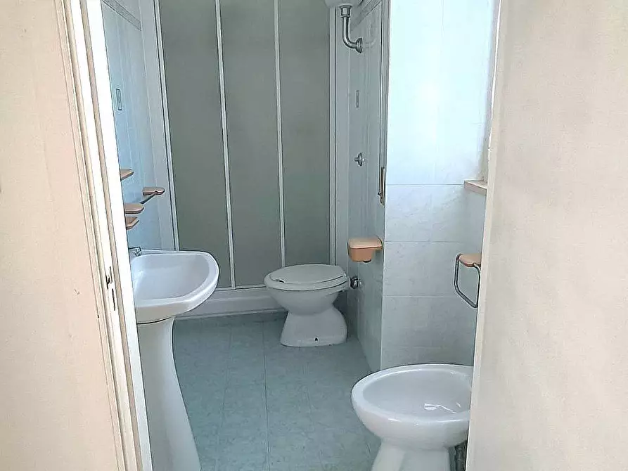 Immagine 7 di Casa indipendente in vendita  in Frazione Rocciano a Teramo
