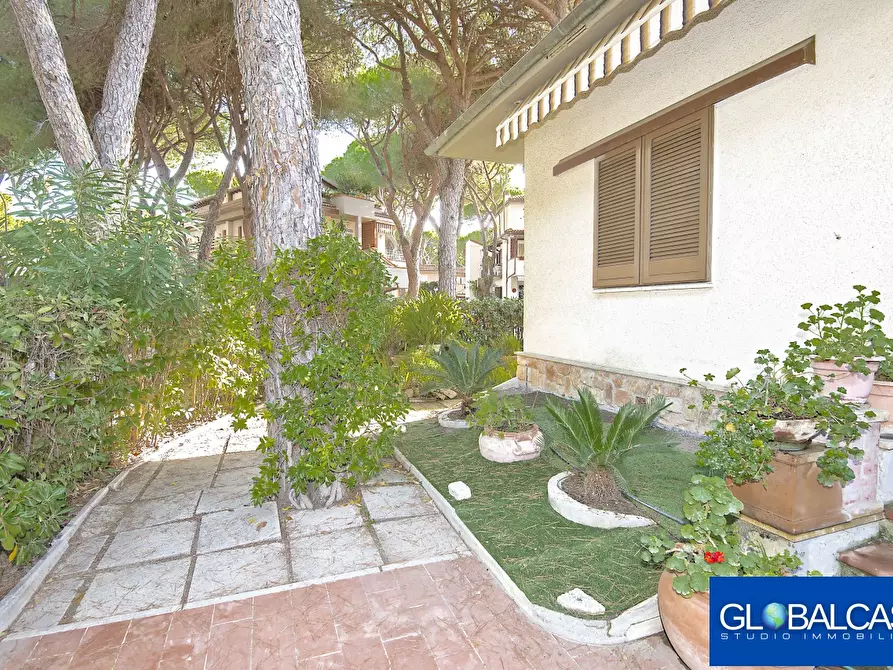 Immagine 17 di Villa in vendita  in Via del Giglio 16 a Grosseto