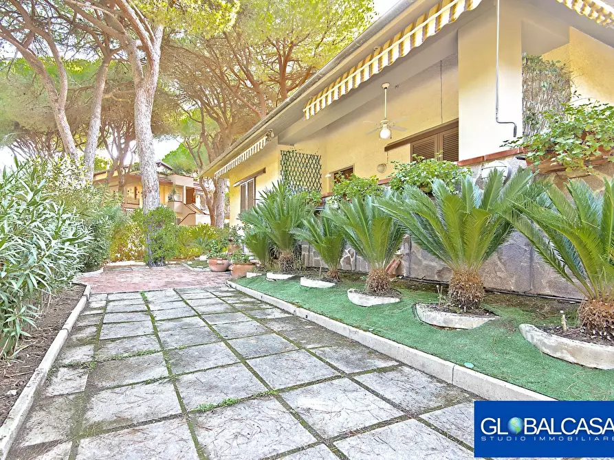 Immagine 19 di Villa in vendita  in Via del Giglio 16 a Grosseto