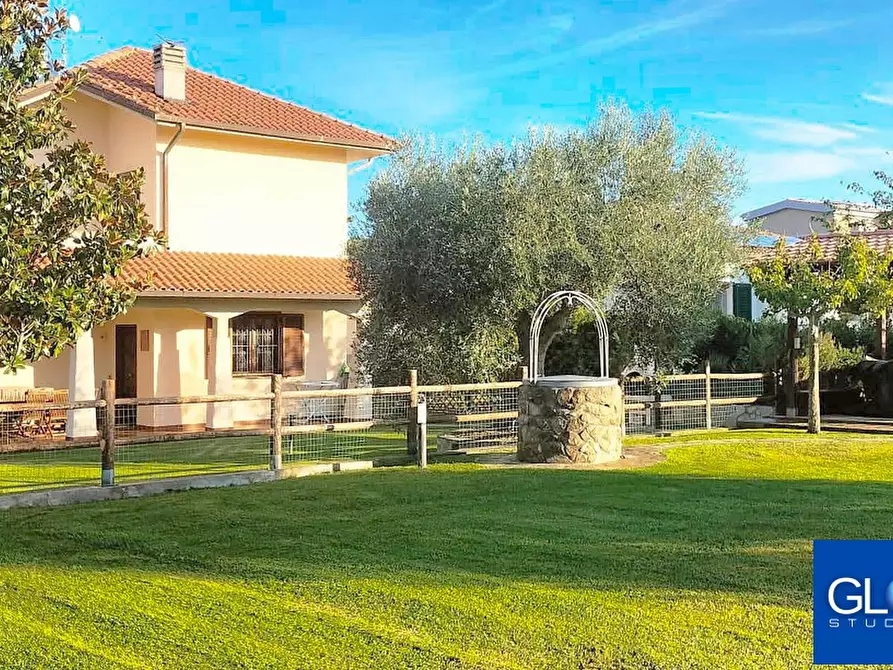 Immagine 24 di Villa in vendita  in Via Circonvallazione 10 a Grosseto