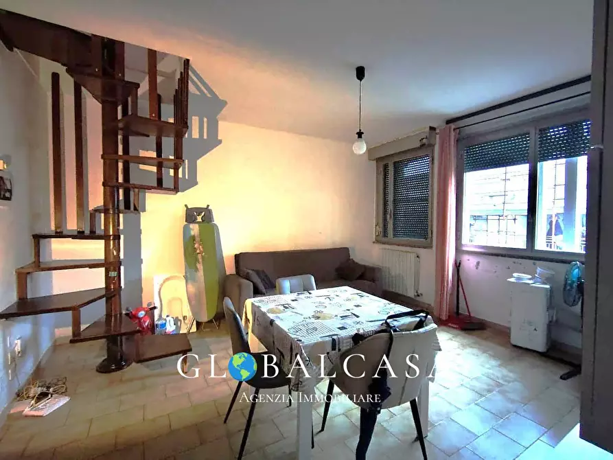 Immagine 2 di Appartamento in vendita  a Grosseto