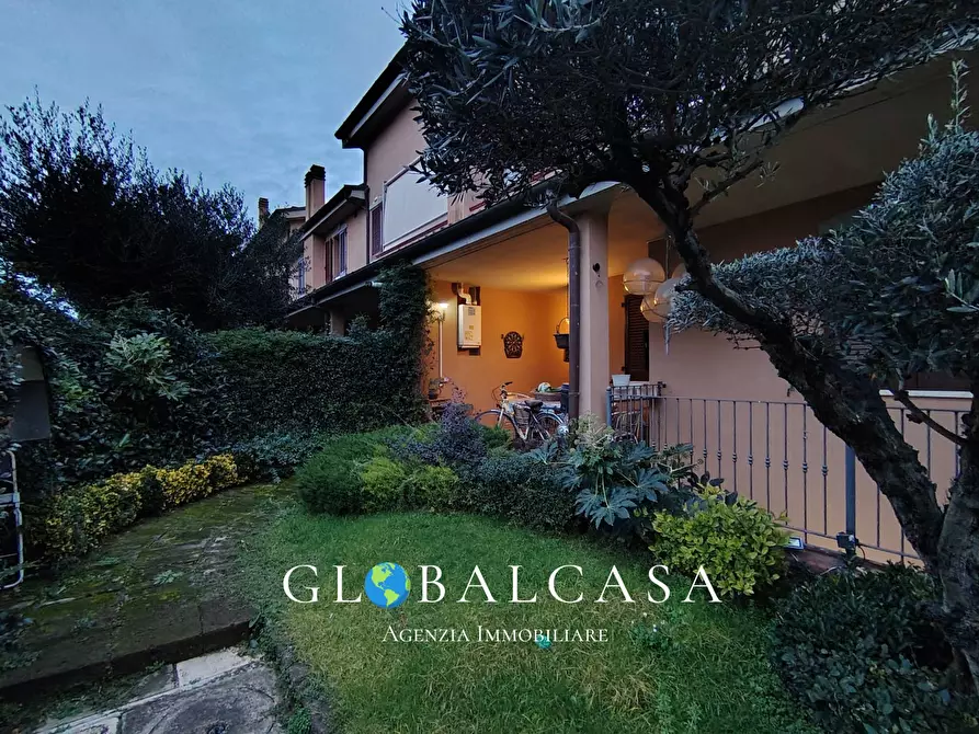 Immagine 1 di Villetta a schiera in vendita  in via Mario Marchetti 236 a Grosseto