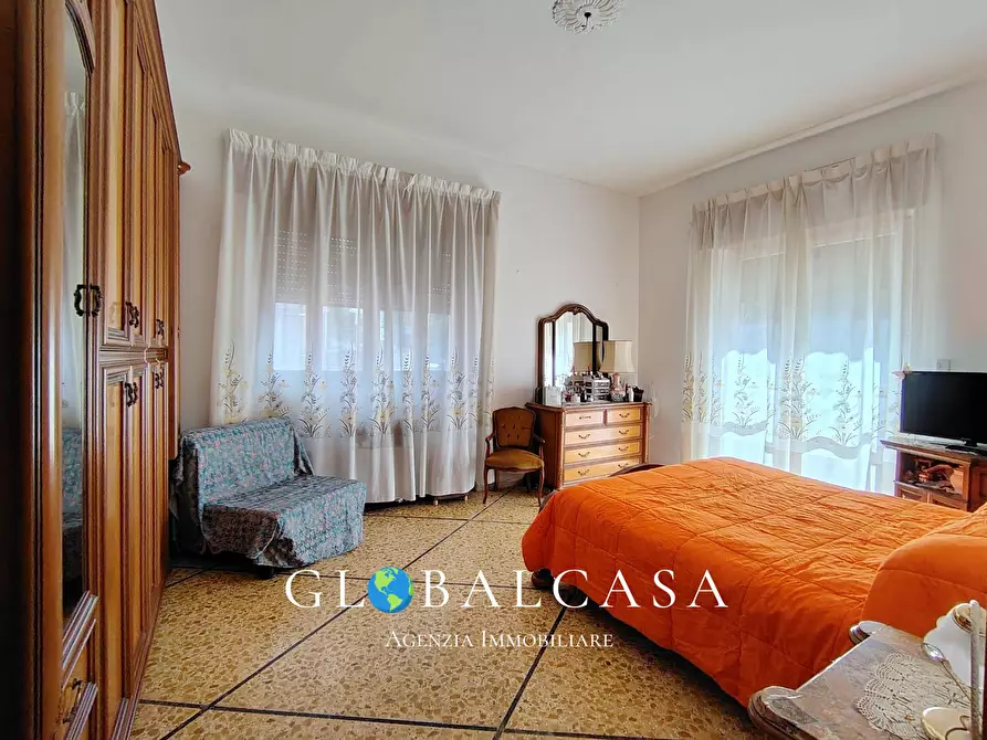 Immagine 6 di Appartamento in vendita  in Viale della Pace 10 a Grosseto