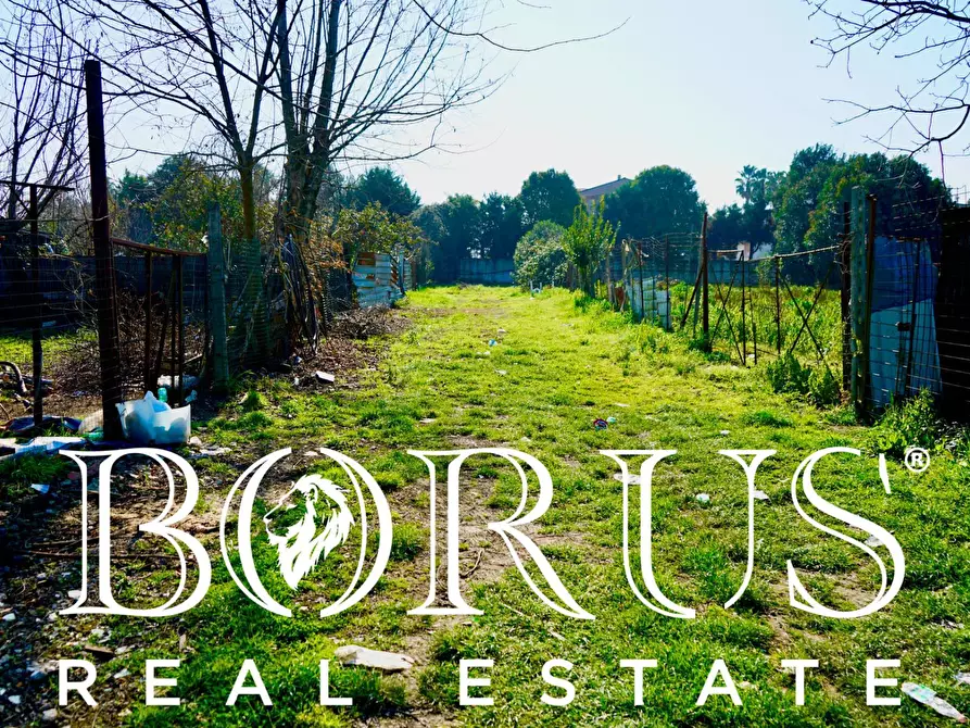 Immagine 2 di Terreno agricolo in vendita  in Via Enrico De Nicola a Trentola Ducenta