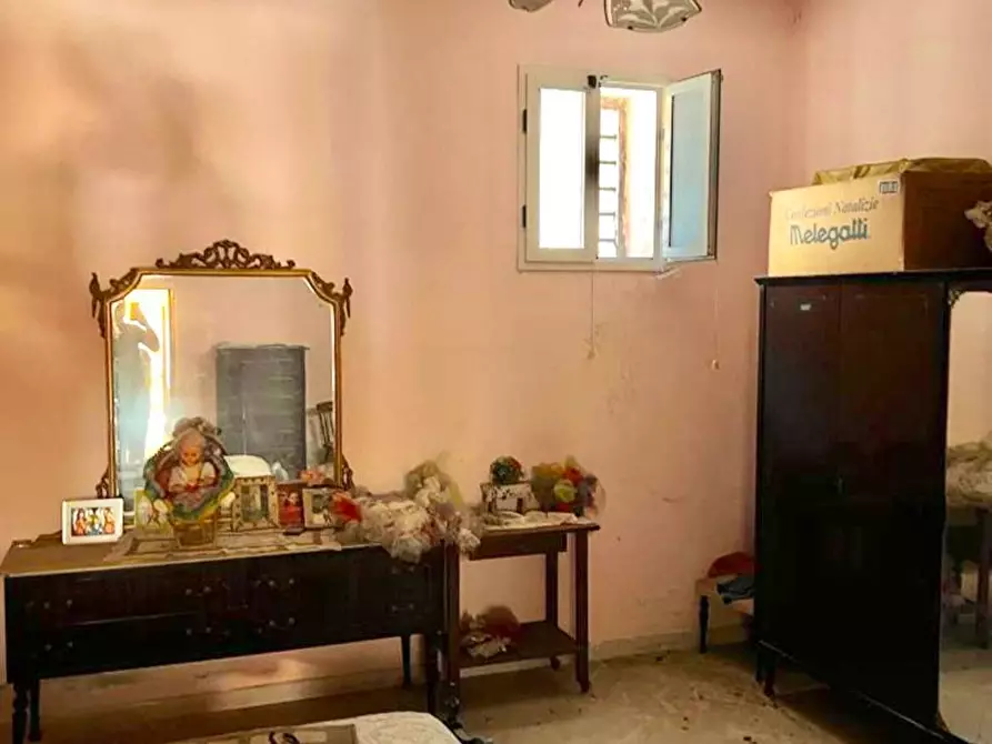 Immagine 9 di Casa semindipendente in vendita  in Via Selicara a Cancello Ed Arnone