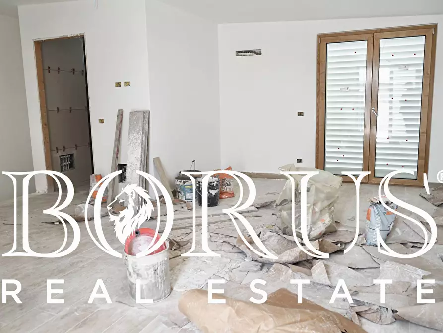 Immagine 24 di Villa in vendita  in Via del Gelso a Lusciano