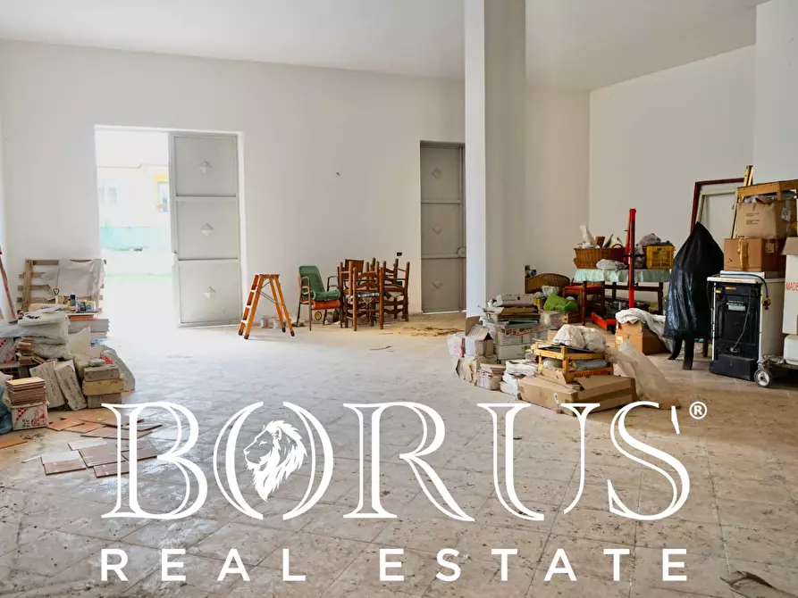 Immagine 27 di Casa indipendente in vendita  a Castel Volturno