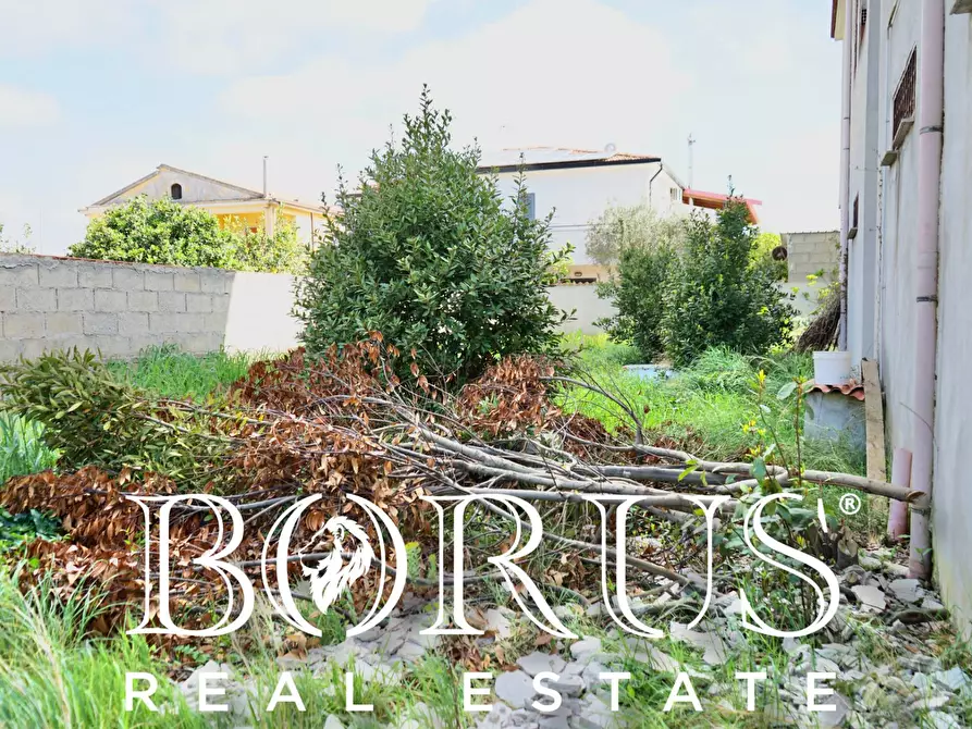 Immagine 33 di Casa indipendente in vendita  a Castel Volturno