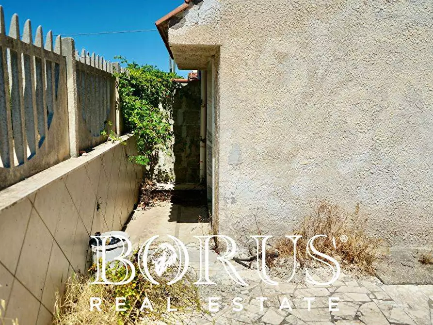 Immagine 11 di Casa indipendente in vendita  a Castel Volturno