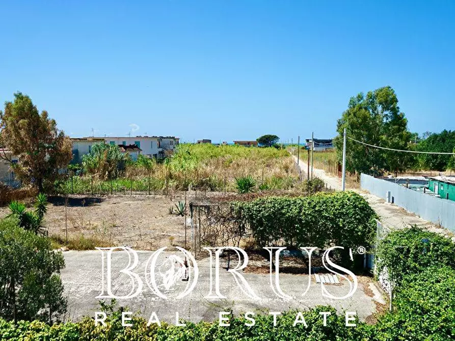 Immagine 29 di Casa indipendente in vendita  a Castel Volturno