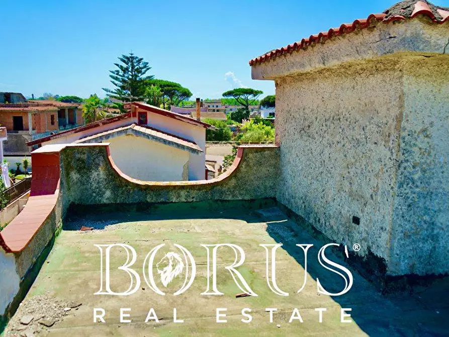 Immagine 36 di Casa indipendente in vendita  a Castel Volturno