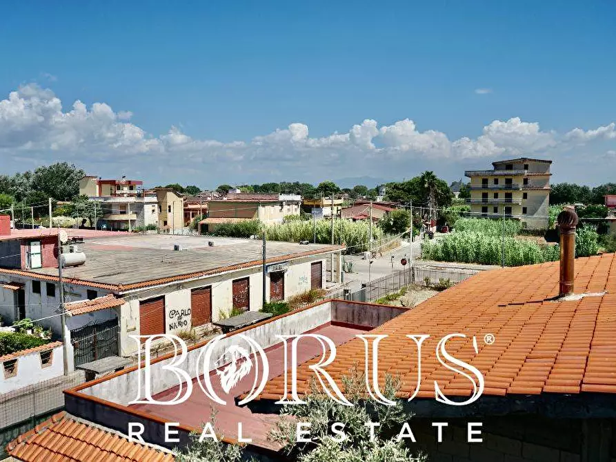 Immagine 39 di Casa indipendente in vendita  a Castel Volturno