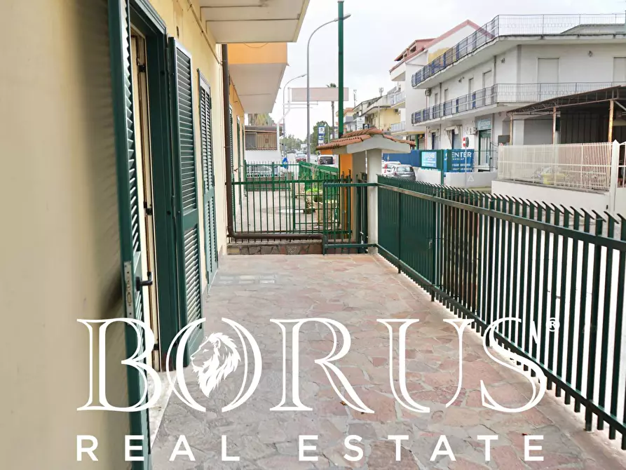 Immagine 12 di Locale commerciale in affitto  in Corso Umberto Gricignano di Aversa a Cancello Ed Arnone