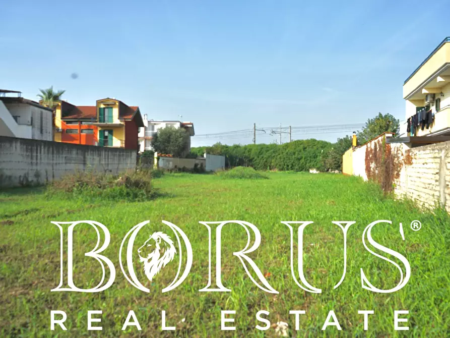 Immagine 2 di Terreno residenziale in vendita  a Carinaro